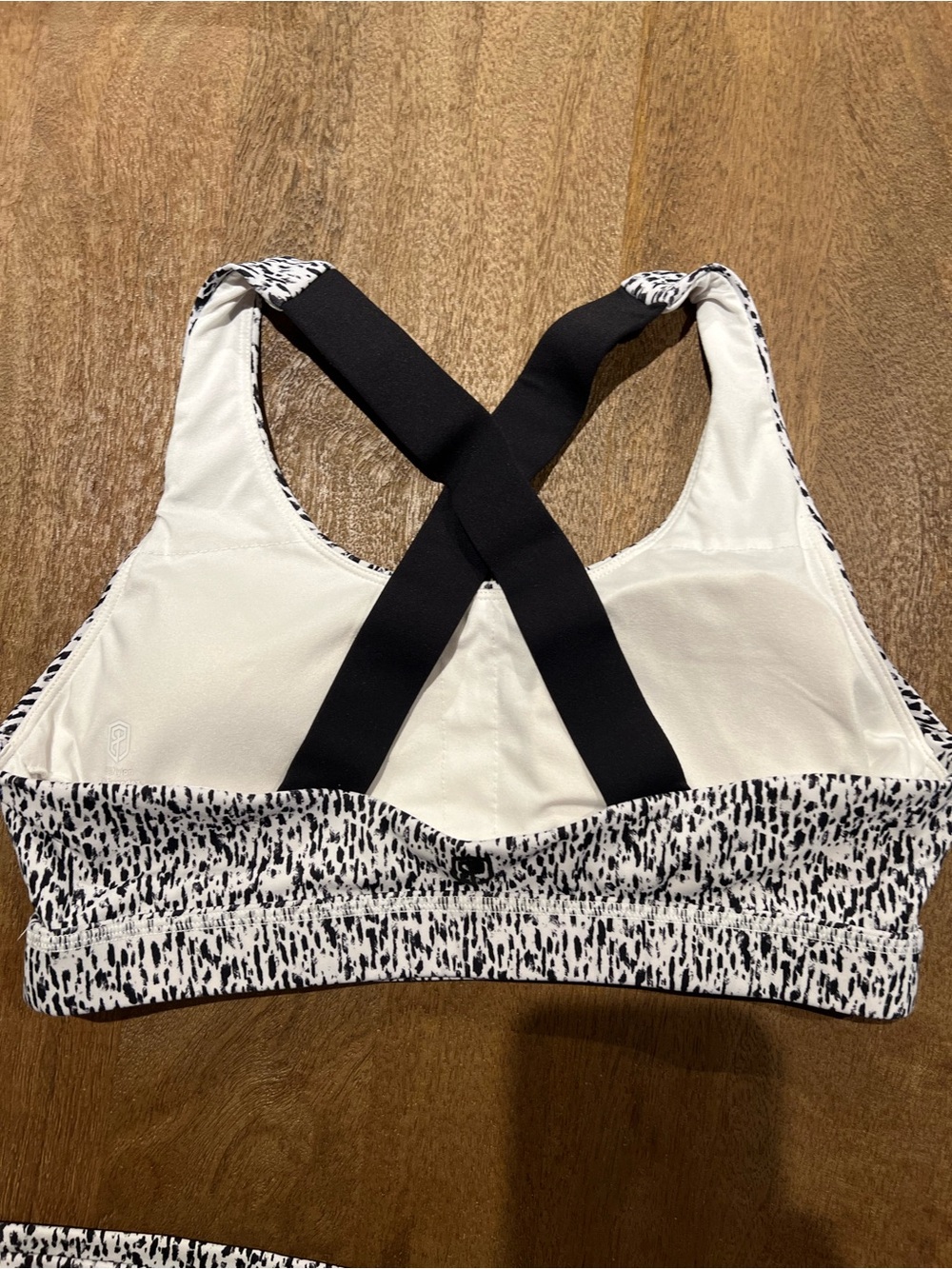 Born Primitive Black and White High Waist Shorts and Sports Bra Set (Top- M) - Picture 2 of 5